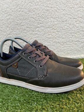 Day Five Jax Skate Shoes Sneakers Men's Size 7M Gray Faux Leather Casual Comfort